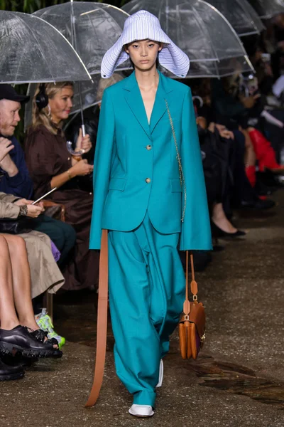 Look 21